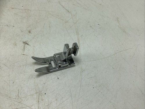 KENMORE MODEL 158 NEEDLE PLATE AND PRESSER FOOT (OEM) - Picture 9 of 9