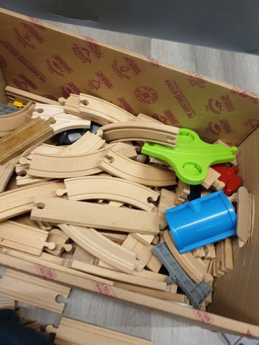 Brio & Ikea Wooden Train Set Parts 6.5kg Compatible Pieces Buildings Trains - Picture 12 of 18