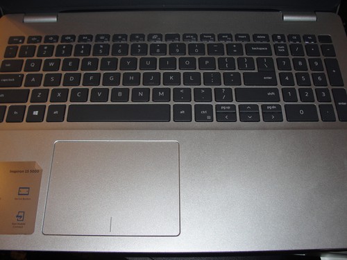 🔥COMO NUEVO Laptop Dell Inspiron 5593 Intel Core i5-1035G1 1GHz 16GB RAM 1TB SSD 💯 - Imagen 21 de 24