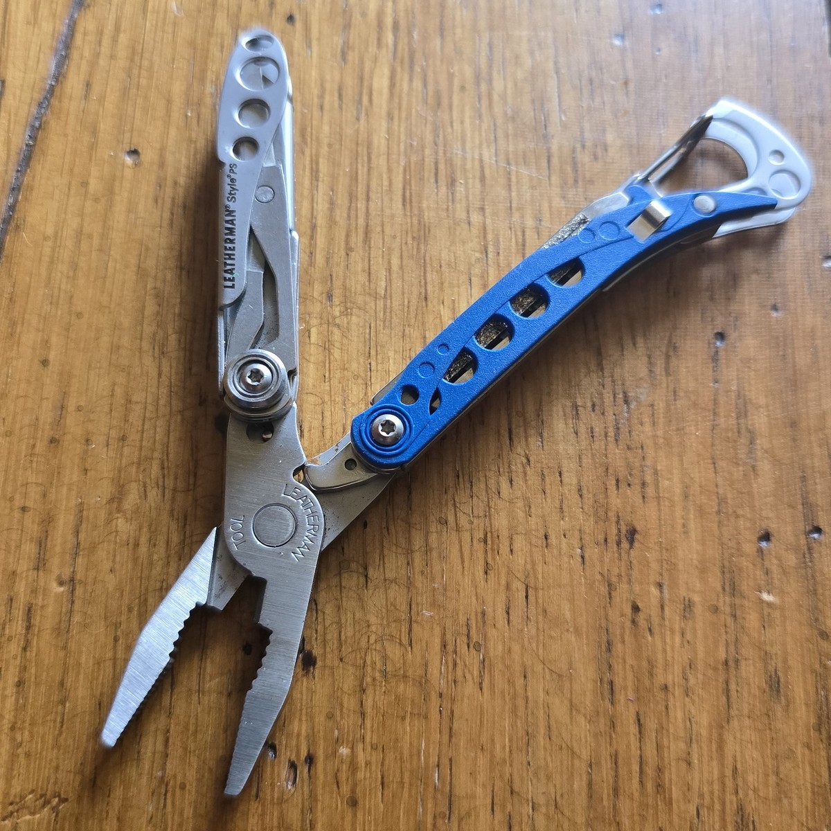 LEATHERMAN STYLE PS MINI PLIERS MULTI TOOL W/ SCISSORS