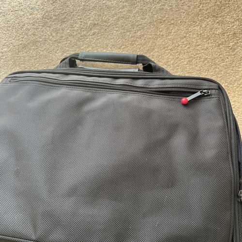 Vintage IBM Thinkpad 16” Laptop Black Nylon Carrying Case Bag Excellent A+ - Picture 4 of 11
