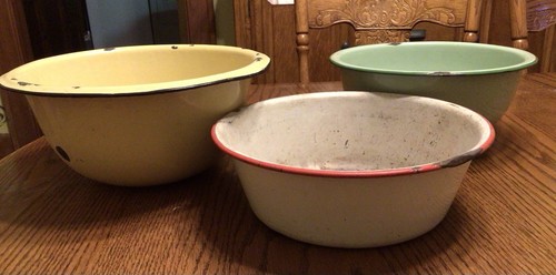 3 Vintage Enamelware Large Bowls White, Yellow, Green