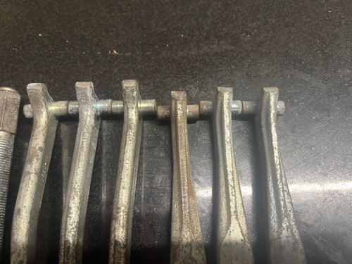 Snap On 13-teiliges mittelschweres Allzweck-Abzieher-Set CJ250 - Bild 9 von 24