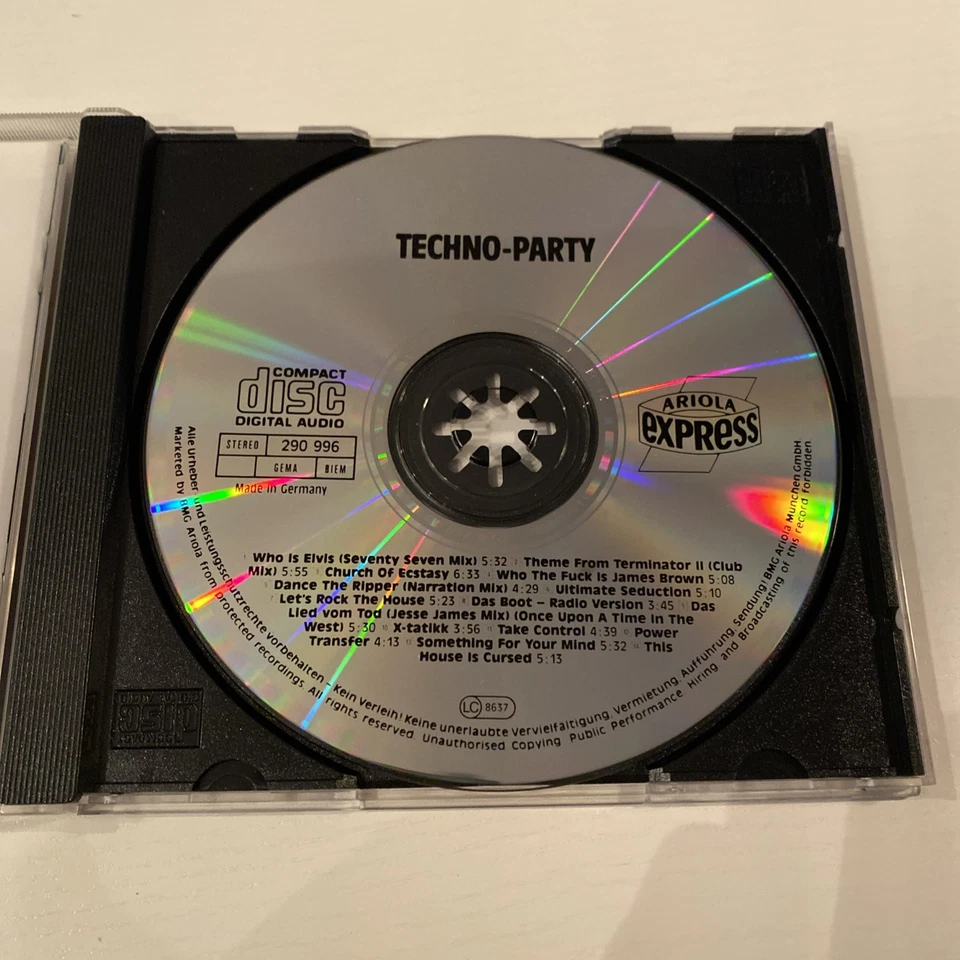 CD Techno Party - 14 Tracks -Das Boot Who Is Elvis Take Control Das Lied Vom Tod - Bild 3 von 4