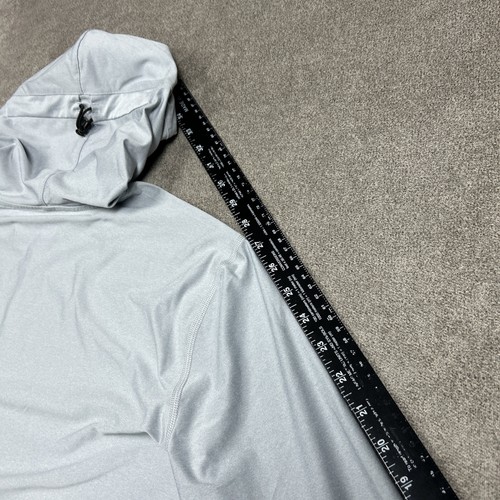 Vuori Shirt Mens Medium V1038 Uluwatu 24 Water Hoodie Gray Outdoor 1/4 Zip - Picture 9 of 10