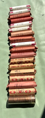 850 Wheat Penny's Dated Rolls 17 1942-58 1 full roll 1961D WHITMAN