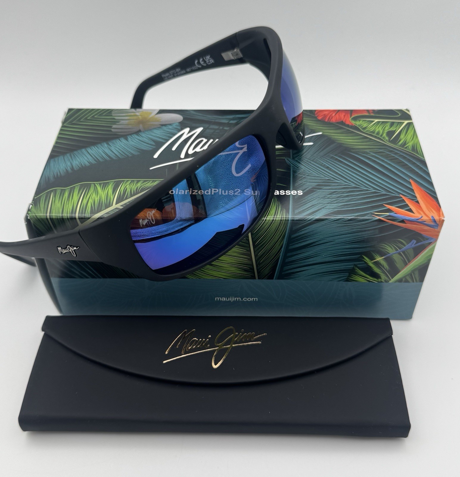 Maui Jim Peahi B202-2M - Black Matte Rubber Frame / Blue Hawaii Lens
