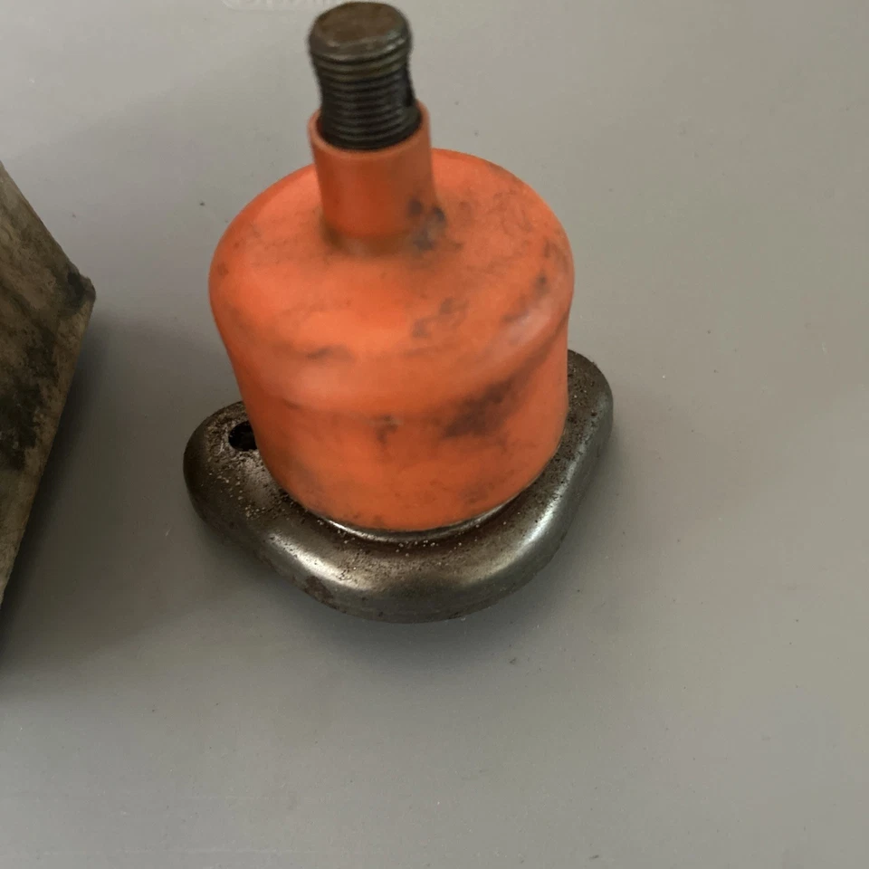 Conjunto de rótula N.O.S 1961-62 Ford Galaxie, Starliner, Sunliner  Foto 2 de 4