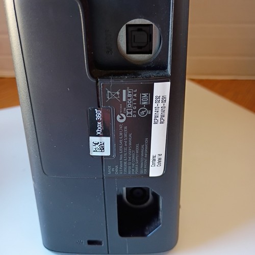 Xbox 360 S Slim 1439 Konsole 250GB mit Controller - Bild 7 von 11