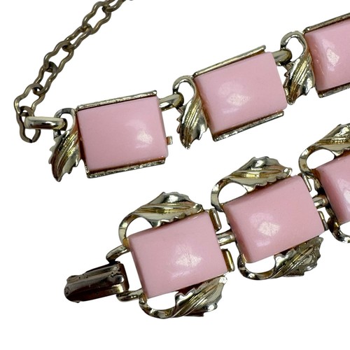 Vintage Pink Thermoset Jewelry Set Gold Tone Leaves Necklace Bracelet Earrings - Picture 4 of 10