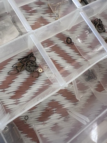 Jewelry Making Brass Beads Mixed Vintage Variety 200+ Beads And Pieces - Picture 9 of 11