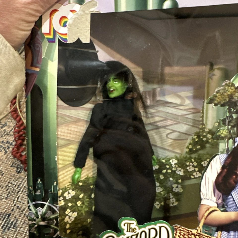 JUEGO DE FIGURAS MEGO WIZARD OF OZ DOROTHY & WICKED WITCH EDICIÓN LIMITADA EN CAJA 8' Foto 3 de 4