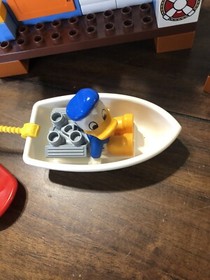 LEGO Duplo Disney's Mickey Mouse Donald Beach House Set 10827 *MISSING GOOFY”