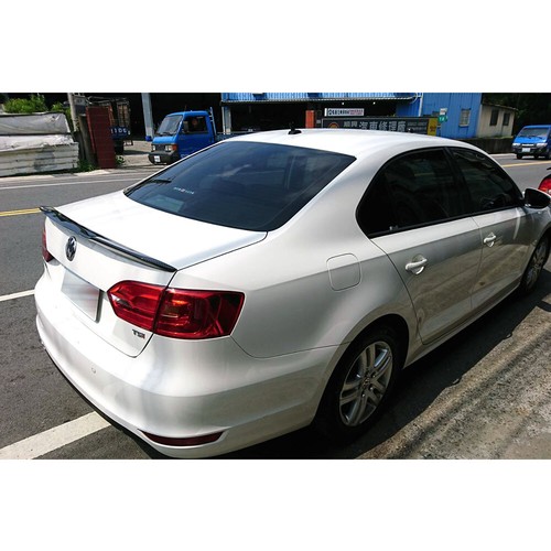Unpainted ABS Fit For VW Jetta MK6 B6 4DR Sedan V Look Rear Trunk Spoiler 2012 - Picture 3 of 9
