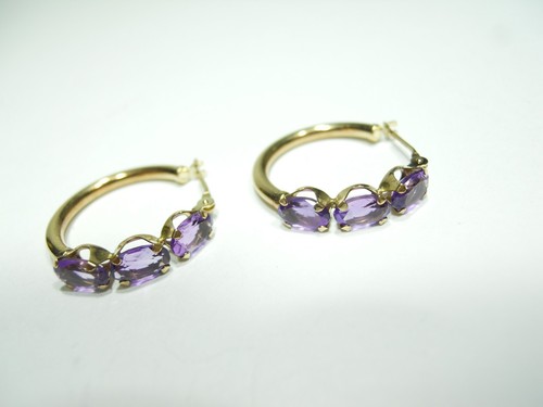 10k YELLOW GOLD 3 OVAL PURPLE AMETHYST STONES HOOP ROUND EARRINGS - Picture 5 of 16