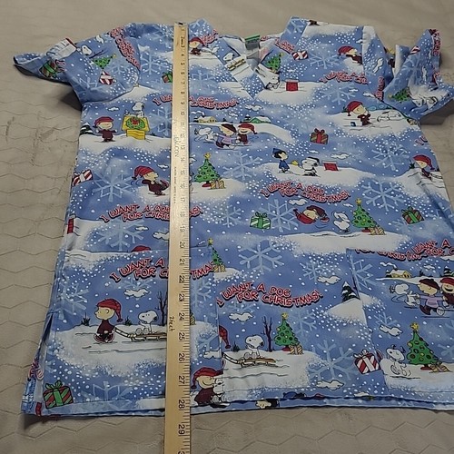 Peanuts Snoopy I Want A Dog For Christmas Charlie Brown Scrub Top Shirt - Picture 9 of 12