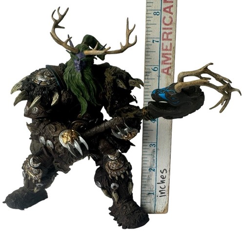 Figura de acción juguete World of Warcraft Serie 2 Night Elf Druid Broll Bearmantle - Imagen 13 de 17