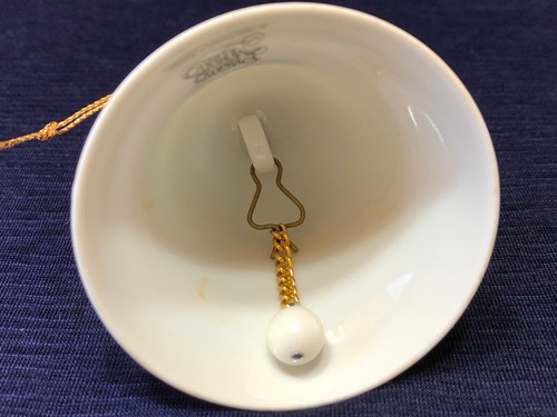 Vintage 1985 PRECIOUS MOMENTS Christmas Bell May Your World Be Trimmed in Peace - Foto 3 di 5