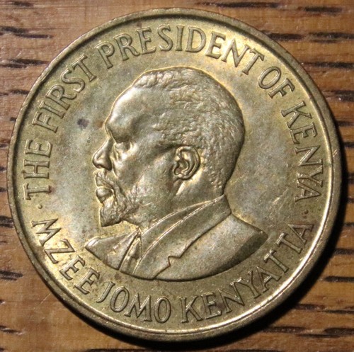 1971 Kenya Five Cent Coin Decent Looking - Picture 2 of 2
