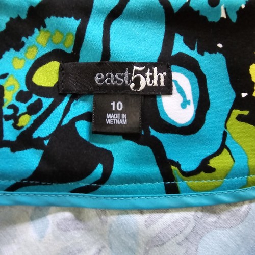 East 5th Women's Size 10 Floral Knee Length Skirt Blue Green. New W/ TAG C-29 - Picture 4 of 4