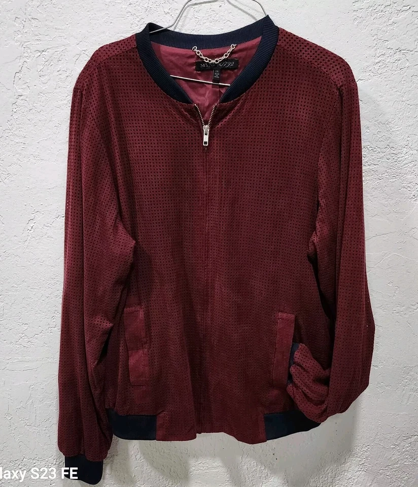 Chaqueta para mujer Mynt 1792 1X de gamuza sintética perforada talla grande granate azul marino Foto 4 de 4