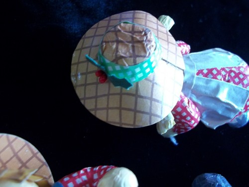 Lote de 4 adornos vintage de papel maché tela rígida para niños Navidad años 70 - Imagen 6 de 12