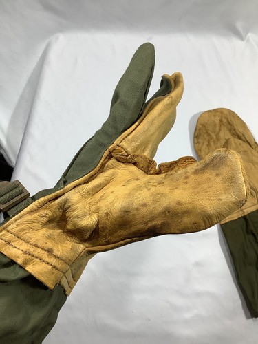 Vintage U.S. Military Type 1 Cold Weather Mitten Set Trigger Finger Wool Inserts - Picture 6 of 12