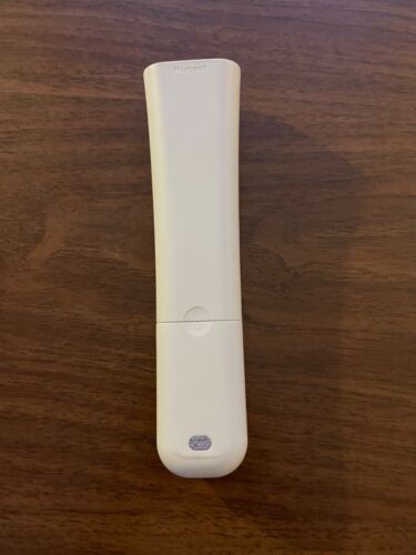 Xbox 360 Universal Media Remote Control White Microsoft Official TESTED WORKING - Picture 3 of 4
