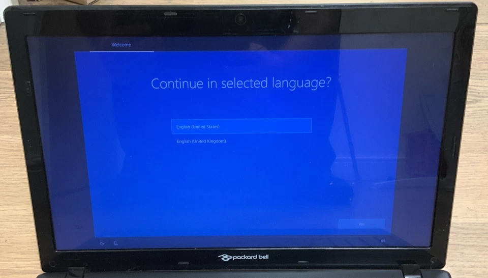 Packard Bell 15.6in PEW91 6GB Intel I3 2.40Gz 640GB Laptop - Image 4 of 4