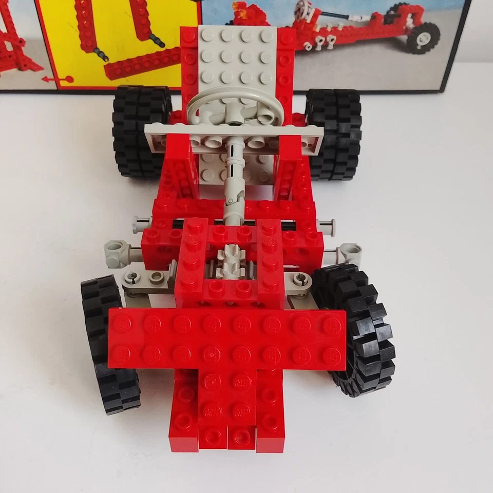 LEGO Technic 8030 Universal Building Set, photo 2 sur 5