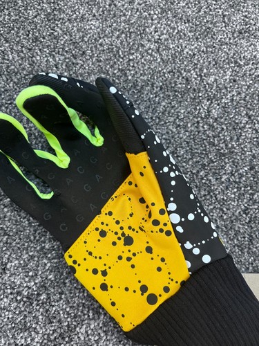 Nike Lab ACG Gloves Shield Running Yellow Black Stretch Tech $60 Womens Size L - Picture 3 of 5