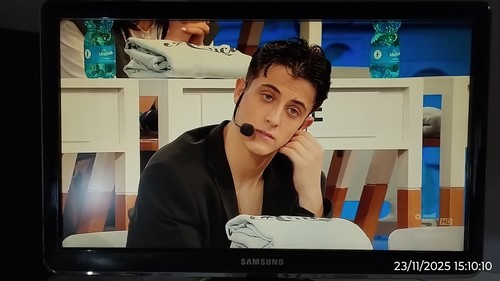 Samsung LED TV SynchMaster T22A350 MONITOR PC, USB e Pic in Pic + VARI ACCESSORI - Foto 14 di 19