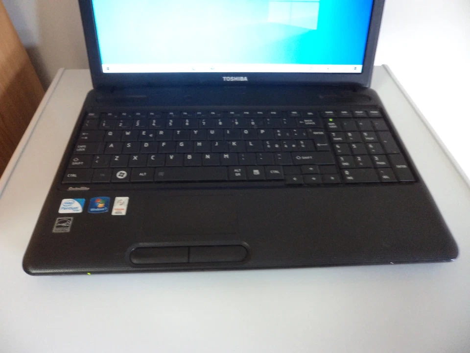 NOTEBOOK TOSHIBA SATELLITE C660 - Immagine 2 di 4