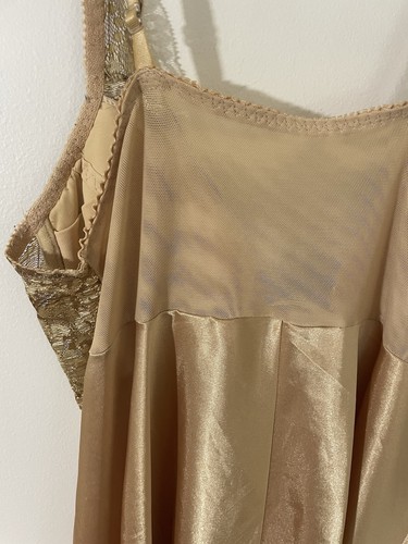 Victorias Secret Slip Dress Gold Satin Lace Medium Whimsy Goth Fairy Romantic - Picture 4 of 7