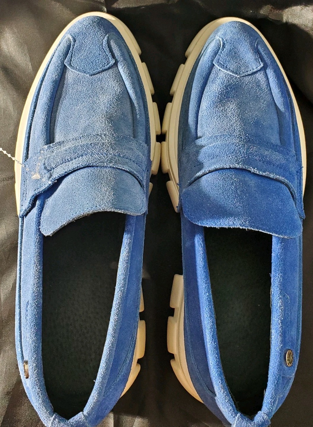 Foto 10 di 10