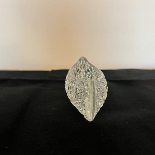 vintage fenton clear button and daisy glass canoe from the 1950 s clear Sparkle - Picture 3 of 10
