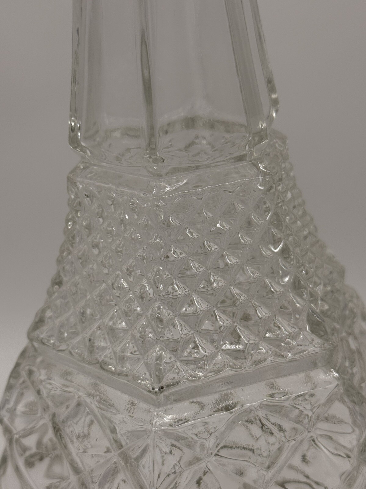 Vintage Anchor Hocking Wexford Glass Decanter w/ Stopper 14.5" Hexagon