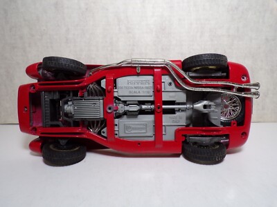 Bburago 1/18 Ferrari 250 Testa Rossa 2台 Bburago Ferrari 250 Testa Rossa 1957 1:18 Scale Die Cast Car