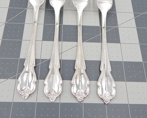 Juego de 4 horquillas International Silverplate Waverly Dinner Place de 7-1/4 pulgadas - Imagen 5 de 15