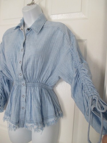 Free People Pacific Dawn Chambray Blue Top Size XS Ruched Sleeves We The Free - Picture 3 of 6