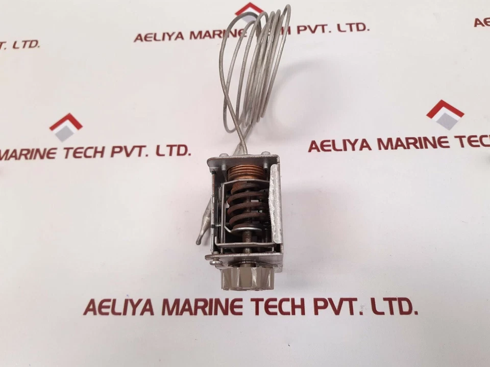 Danfoss kp 79 temperature switch 060l1126 - Image 3 of 4