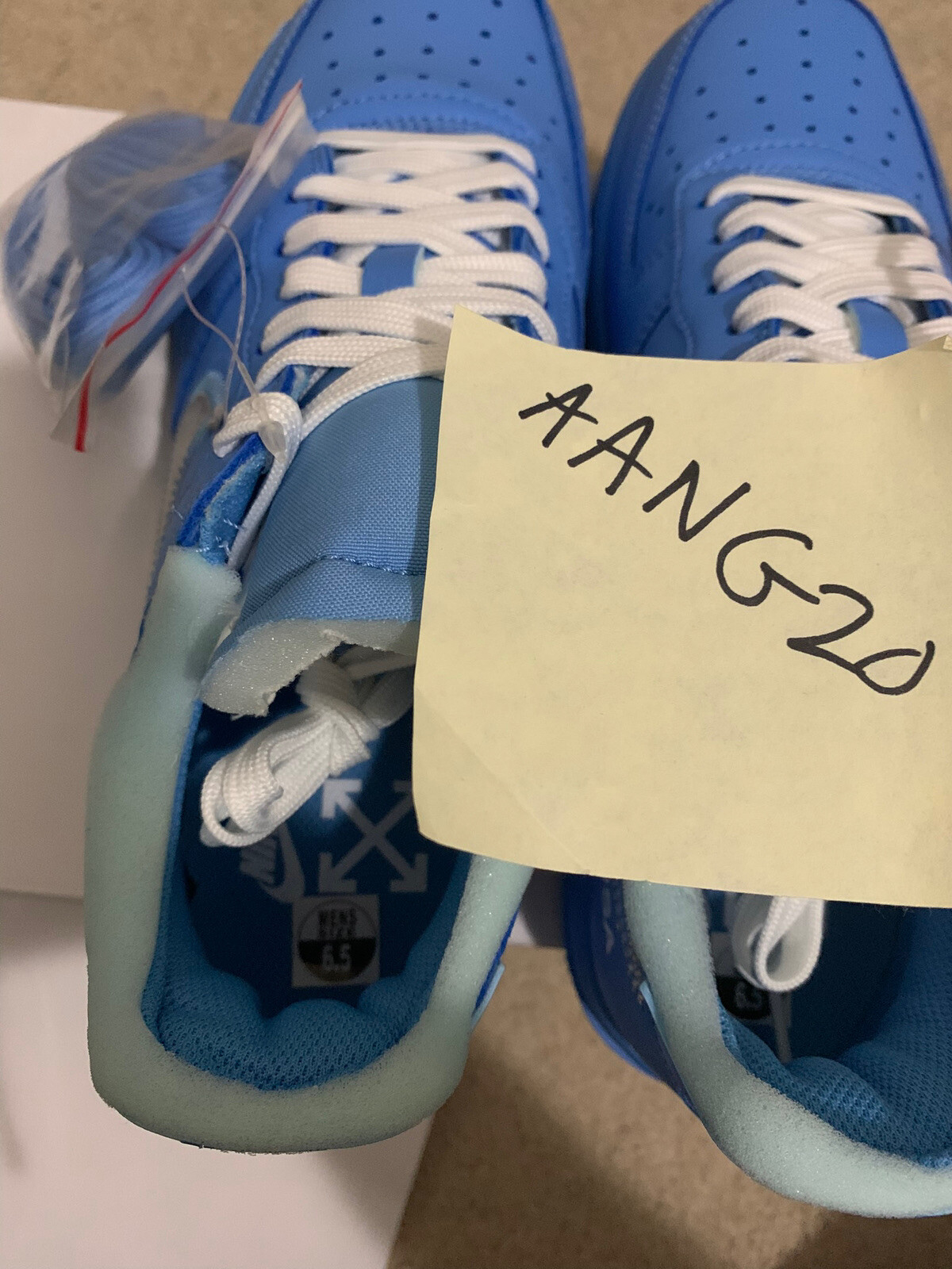 OFF WHITE X NIKE Dennis + Wilson