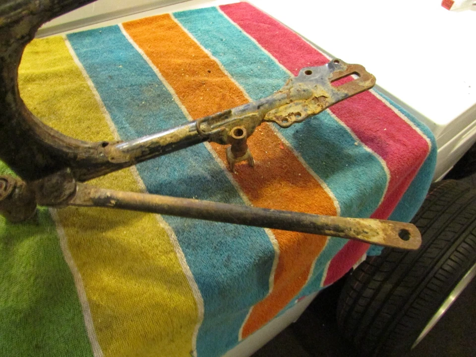 Yamaha DT100 1978 basculante brazo oscilante suspensión Foto 4 de 4