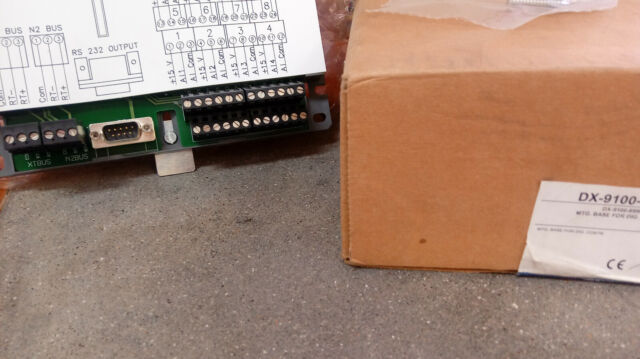 NEW IN BOX Johnson Controls DX-9100-8990 Controller Mounting Base Module NEW IN BOX Johnson Controls DX-9100-8990 Controller Mounting Base Module