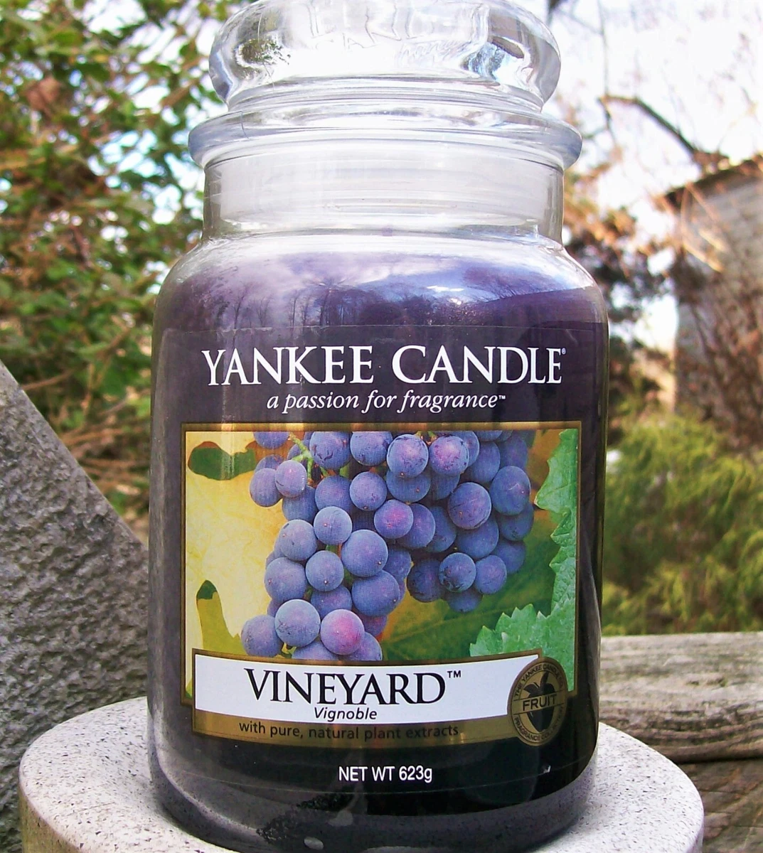 Yankee Candle Retired VINEYARD~ Fruit ~ Large 22 oz.~ WHITE