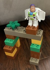 Lego Duplo 5659 Disney Toy Story 3 The Great Train Chase Buzz Woody Jessie
