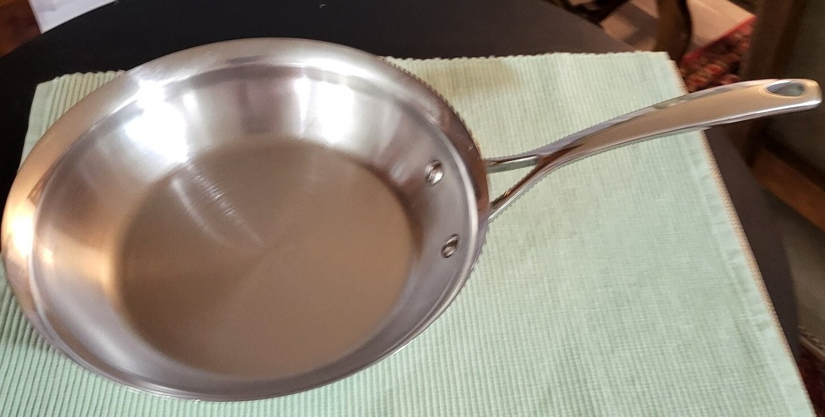 Kirkland Signature Professional Quality 10.24” Skillet, Thailand