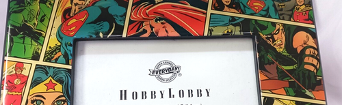 JUSTICE LEAGUE HOBBY LOBBY COMIC STRIP PICTURE FRAME 4" X 6" FEATURING HEROES - Picture 5 of 10