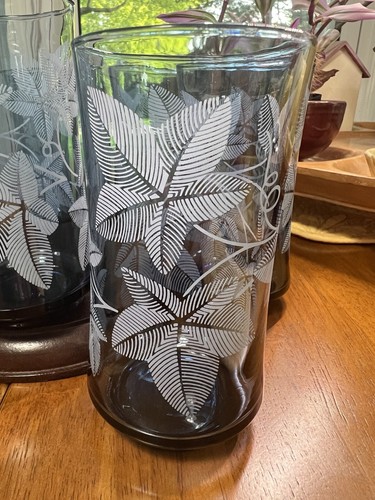 Vintage Libbey Glass-Bolero Blue- Leaf Etched Tumblers Set Of 7 Glasses - Picture 3 of 6