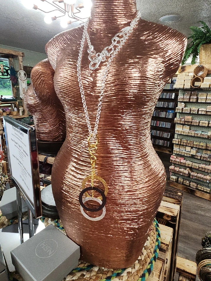 STEPHANIE KANTIS Paris Round Triple TTT Circle Gold Pendant Necklace NWOT